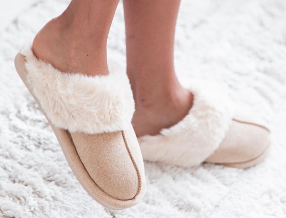Chaussons fourrés beige