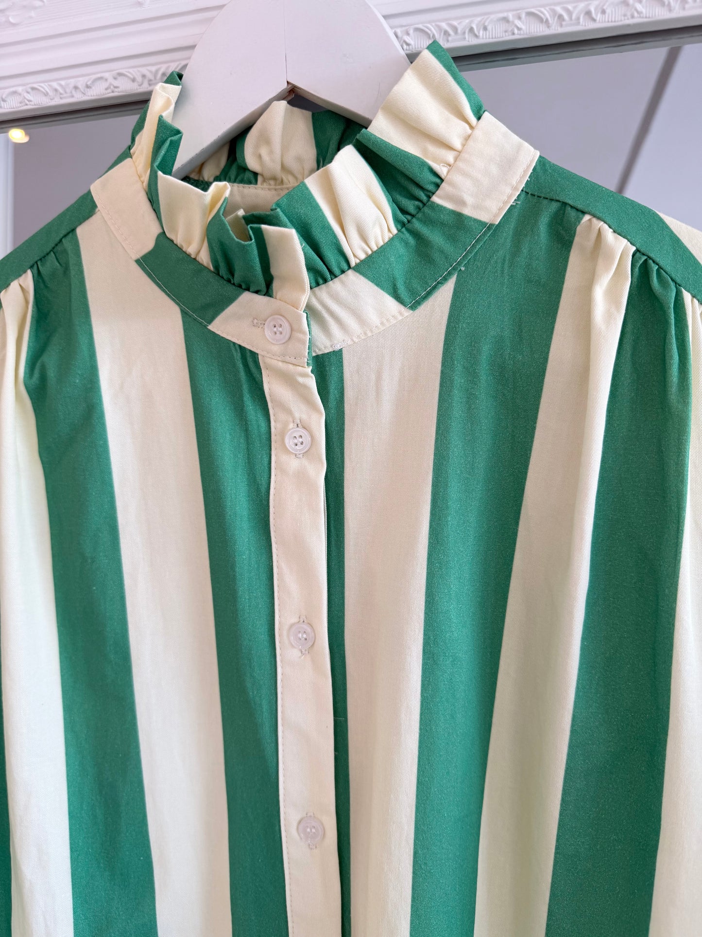Robe col victorien