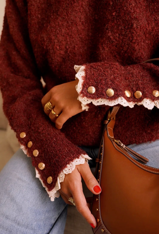 Pull détails dentelles